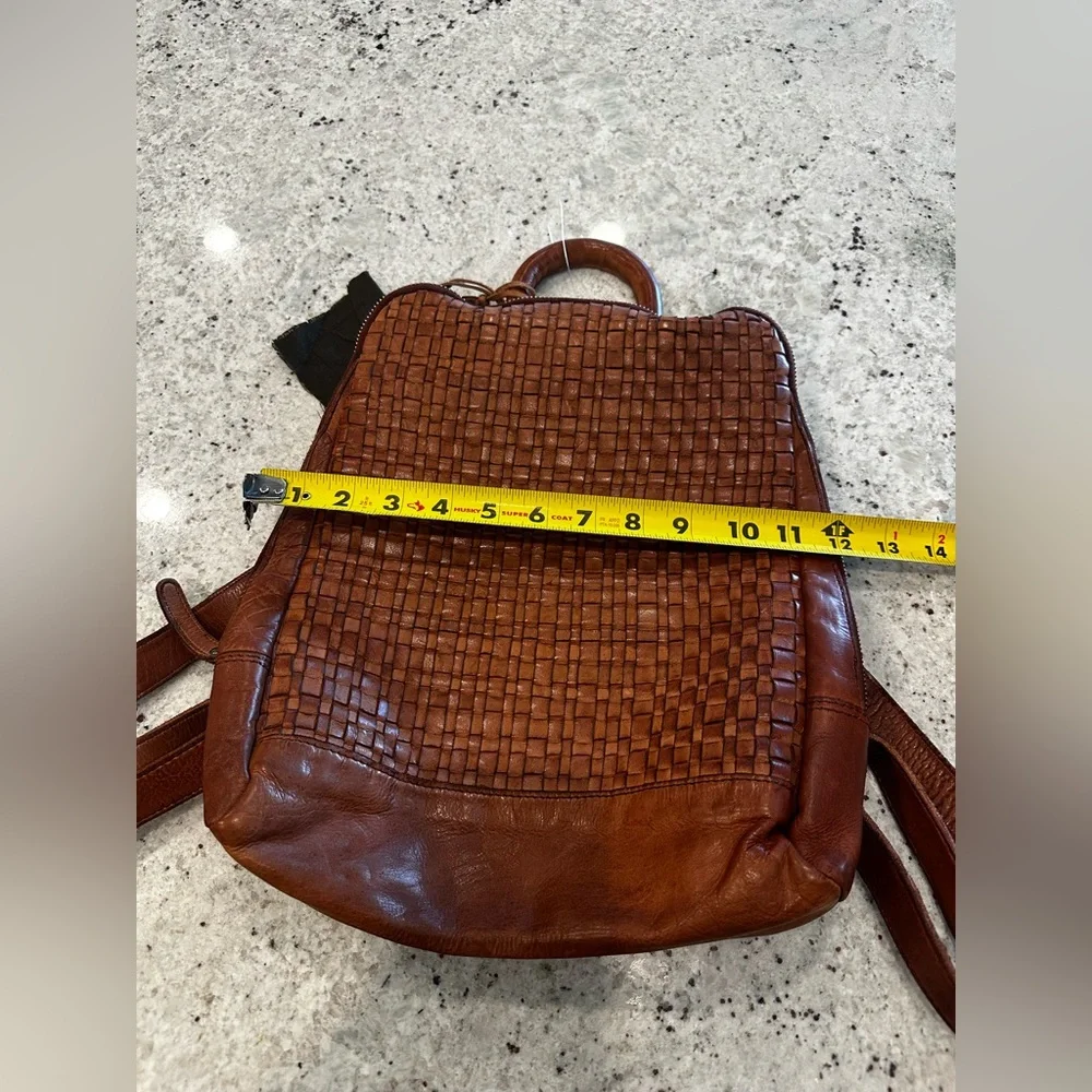 Vilencia Woven Leather Back Pack NWT - Picture 6 of 10